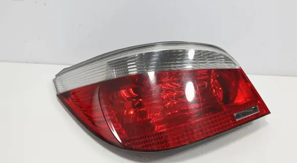 BMW 5 E60 E61 Rear/tail lights 6910767 008679057