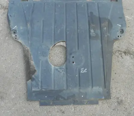 Renault Zoe Engine splash shield/under tray 758909752R