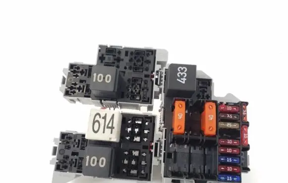 Porsche Cayenne (92A) Fuse module 7L0937503