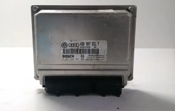 Audi A6 S6 C5 4B Engine control unit/module 4D0907551F 0261204687