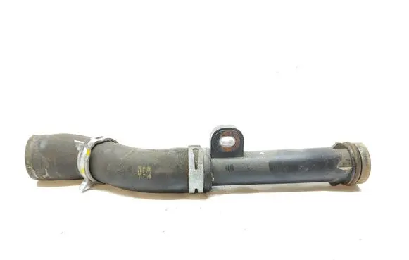 Renault Trafic III (X82) Engine coolant pipe/hose 210474640R
