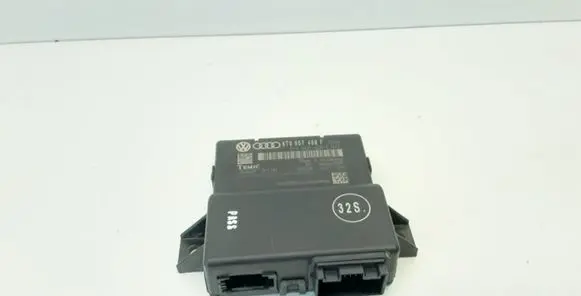 Audi A4 S4 B8 8K Gateway control module 8T0907468 8T0907468F