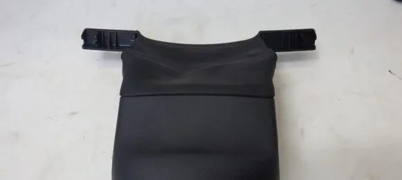 Volkswagen Golf VII Steering wheel trim 