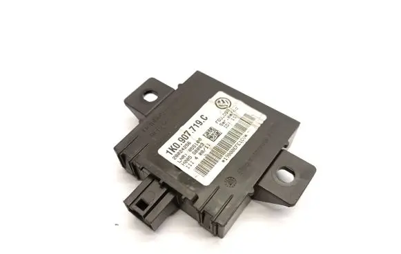 Audi A3 S3 8P Alarm control unit/module 1K0907719C 1K0.907.719.C