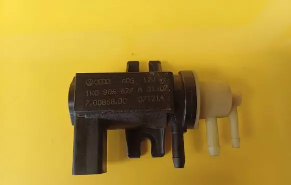 Audi A3 S3 8P Turbo solenoid valve 1K0906627A