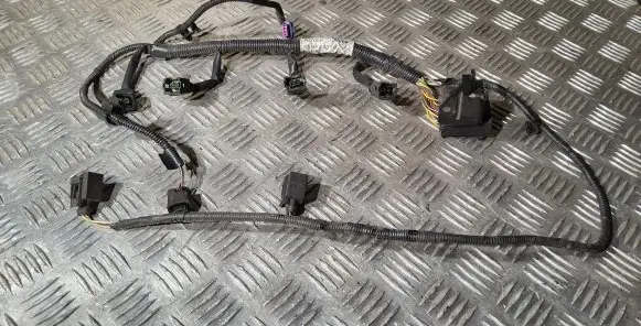 Rover 75 Fuel injector wires YSB107370
