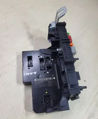 Mercedes-Benz E W212 SAM control unit 2129009522 2129015105