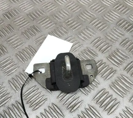 Mercedes-Benz GLE W167 Rear door lock loop/hook striker A1667401800