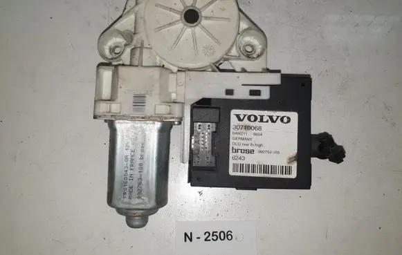 Volvo C30 Rear door window regulator motor 30710068