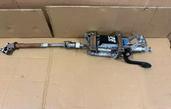 Steering wheel axle set
