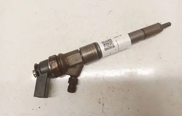 BMW 1 E81 E87 Fuel injector 0445110209