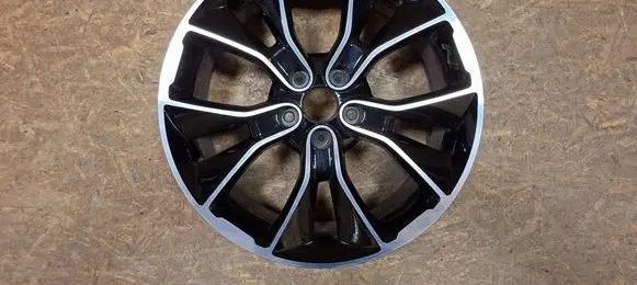 R19 alloy rim