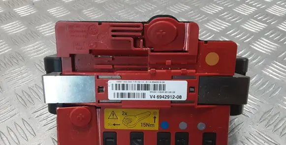 BMW X1 E84 Fuse module 6942912 61146942912