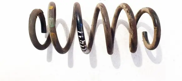 Toyota Avensis T270 Rear coil spring