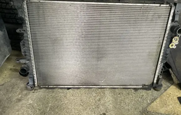 Ford Mondeo MK IV Coolant radiator