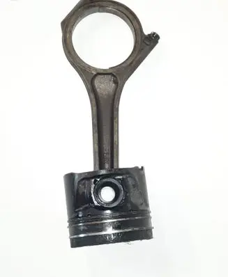 Piston with connecting rod