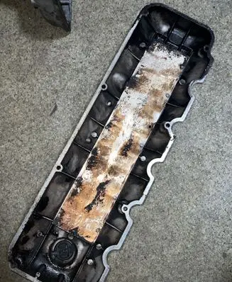 BMW 3 E30 Rocker cam cover 11121713116