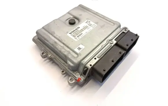 Volvo XC70 Engine control unit/module 31336983 0281018414