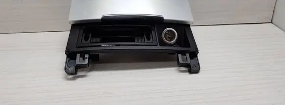 Audi Q7 4L Car ashtray 4L0857951