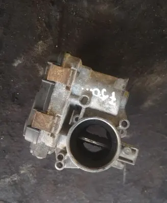 Fiat 500L Throttle valve 55255919
