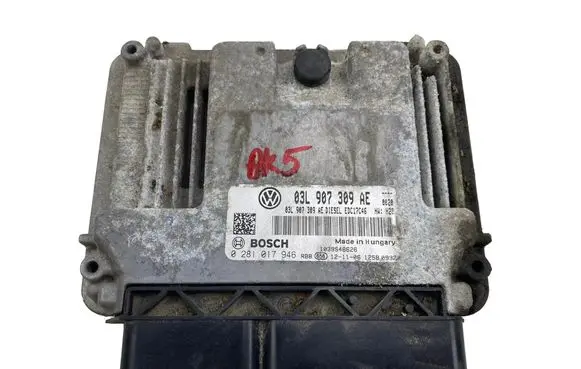 Volkswagen PASSAT B7 Engine control unit/module ECU 03L907309AE 0281017946