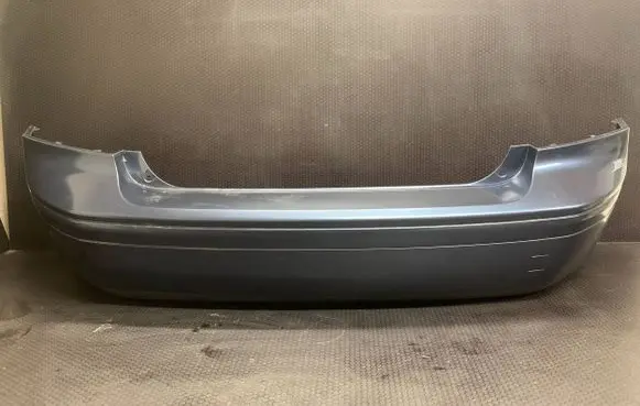 Front bumper lip