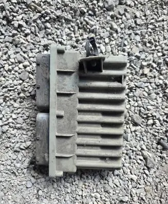 Opel Astra F Coolant fan relay 09131731
