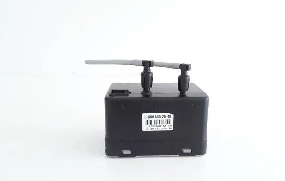 Mercedes-Benz E W211 Central locking vacuum pump 0008002548
