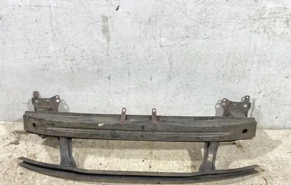 Volkswagen PASSAT B6 Front bumper cross member