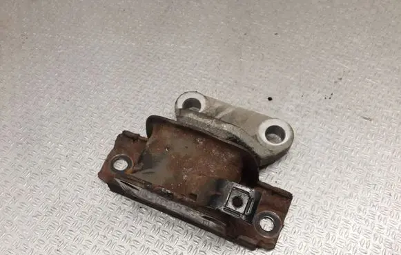 Opel Corsa D Gearbox mount 468646740