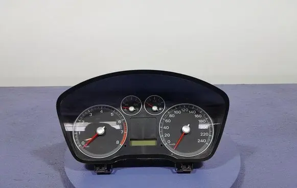 Ford Focus C-MAX Speedometer (instrument cluster) 4M5T10849EM
