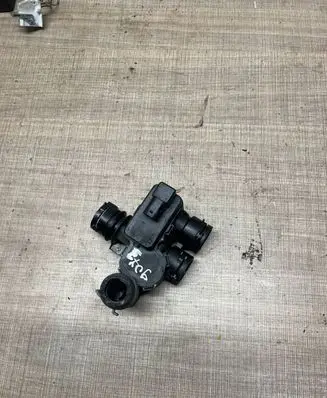 Mercedes-Benz E W211 Electric auxiliary coolant/water pump a2118320584
