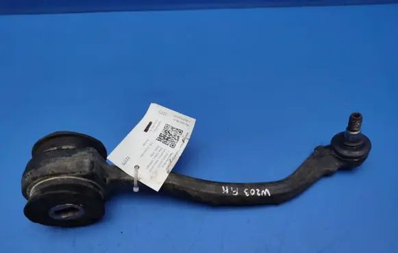Mercedes-Benz C W203 Front lower control arm/wishbone 2220310