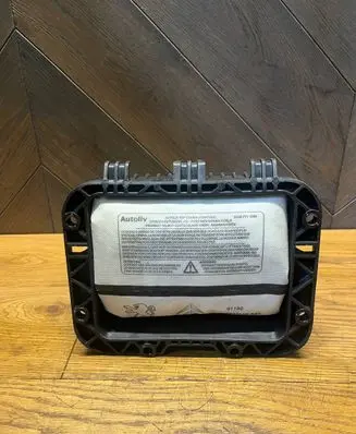Passenger airbag