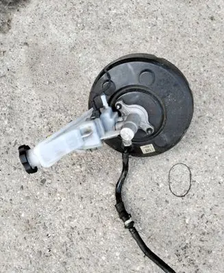 KIA Sorento Brake booster JF0F0604