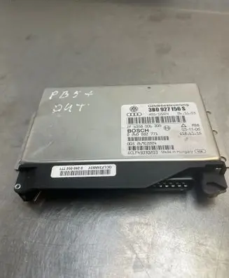 Volkswagen PASSAT B5.5 Gearbox control unit/module 3B0927156S 0260002771 ZF6058006300
