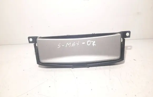 Car ashtray