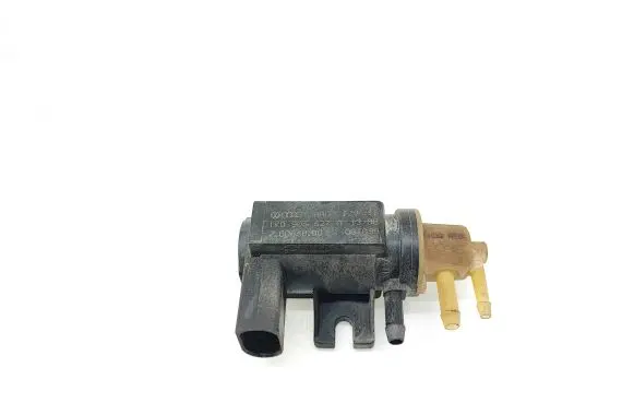 Volkswagen Caddy Turbo solenoid valve 1K0906627A
