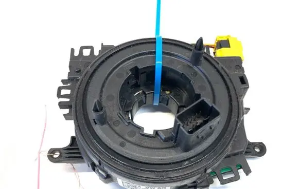 Volkswagen PASSAT B8 Airbag squib ring wiring 5Q0953569A
