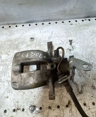 Skoda Octavia Mk2 (1Z) Rear brake caliper