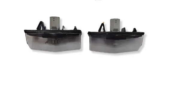 Toyota Prius+ (ZVW40) Number plate light A045053