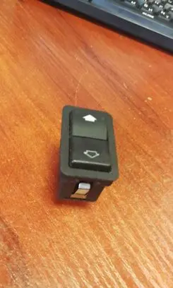 BMW 7 E38 Electric window control switch 8352148