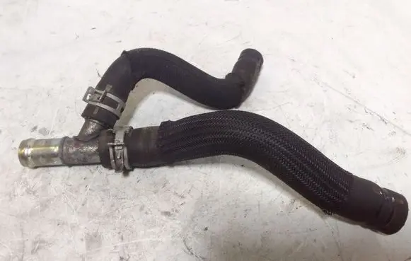Nissan Qashqai+2 Engine coolant pipe/hose