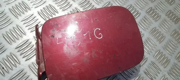 Mazda 323 Fuel tank cap