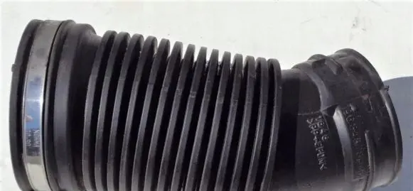 Citroen C5 Intercooler hose/pipe 5629241