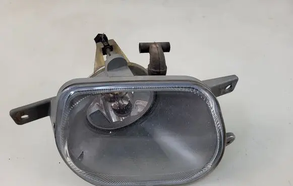 Volvo XC90 Front fog light 8693795