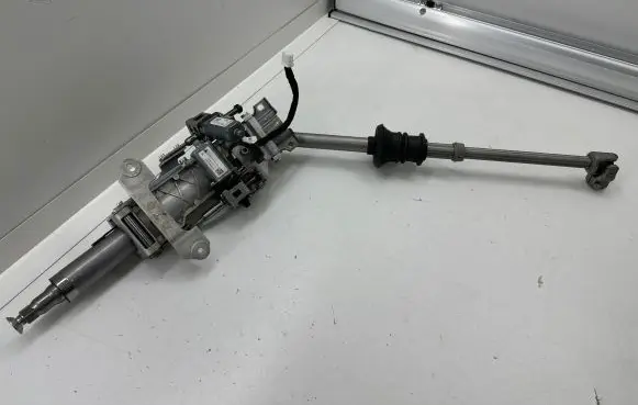Steering wheel axle