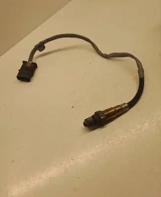 BMW 4 F32 F33 Lambda probe sensor 7589122 0258010418