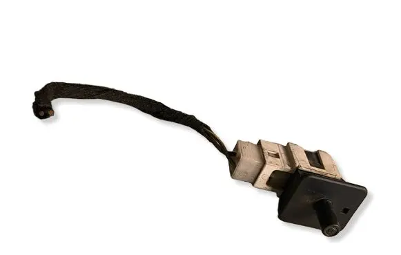 Mercedes-Benz E W211 Front door sensor coupe 2028209410 30011501
