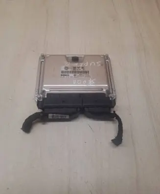 Skoda Superb B5 (3U) Engine control unit/module 3U0907401 1039S01875 0281010905